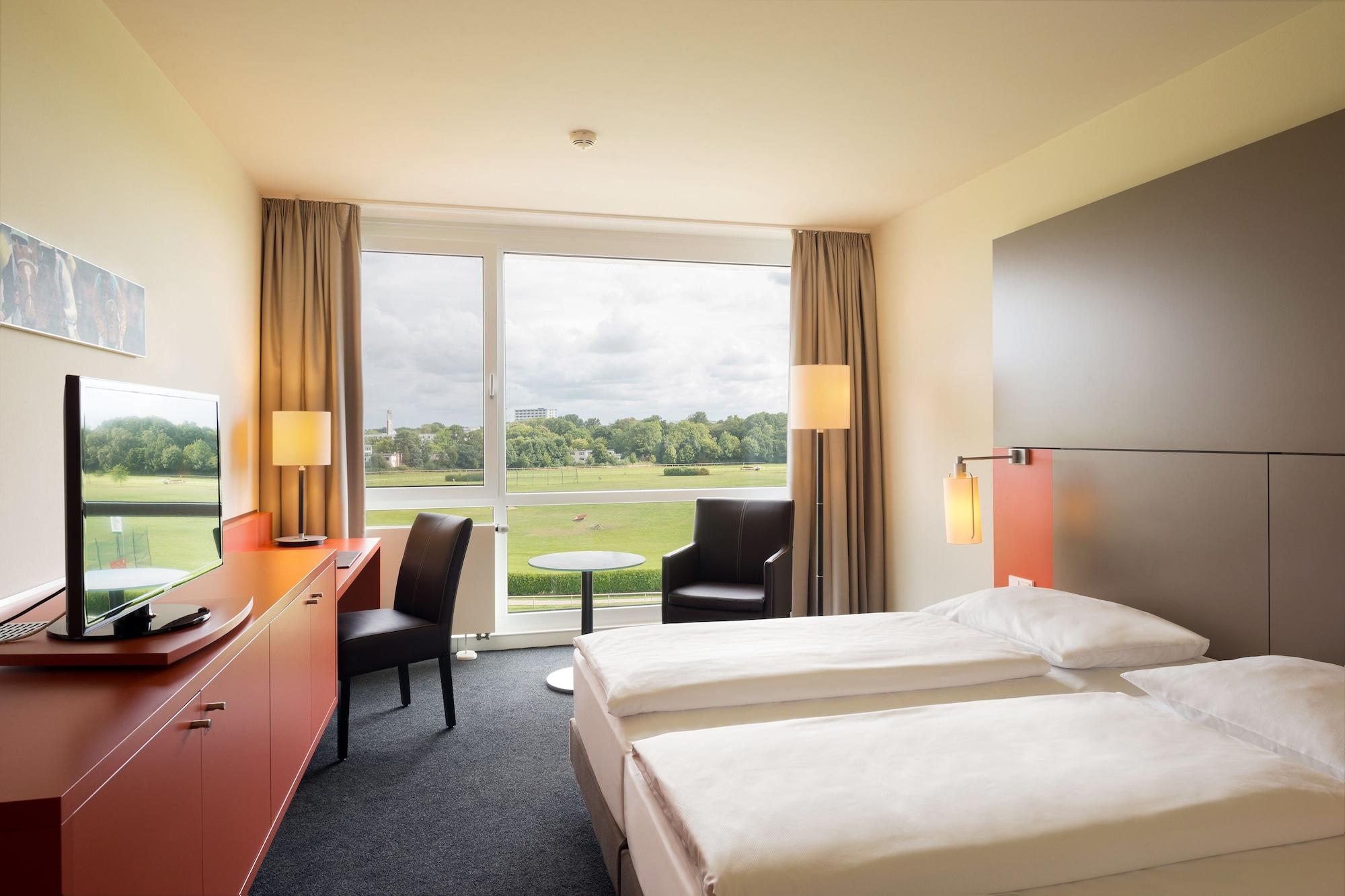 Atlantic Galopprennbahn Hotel 4*