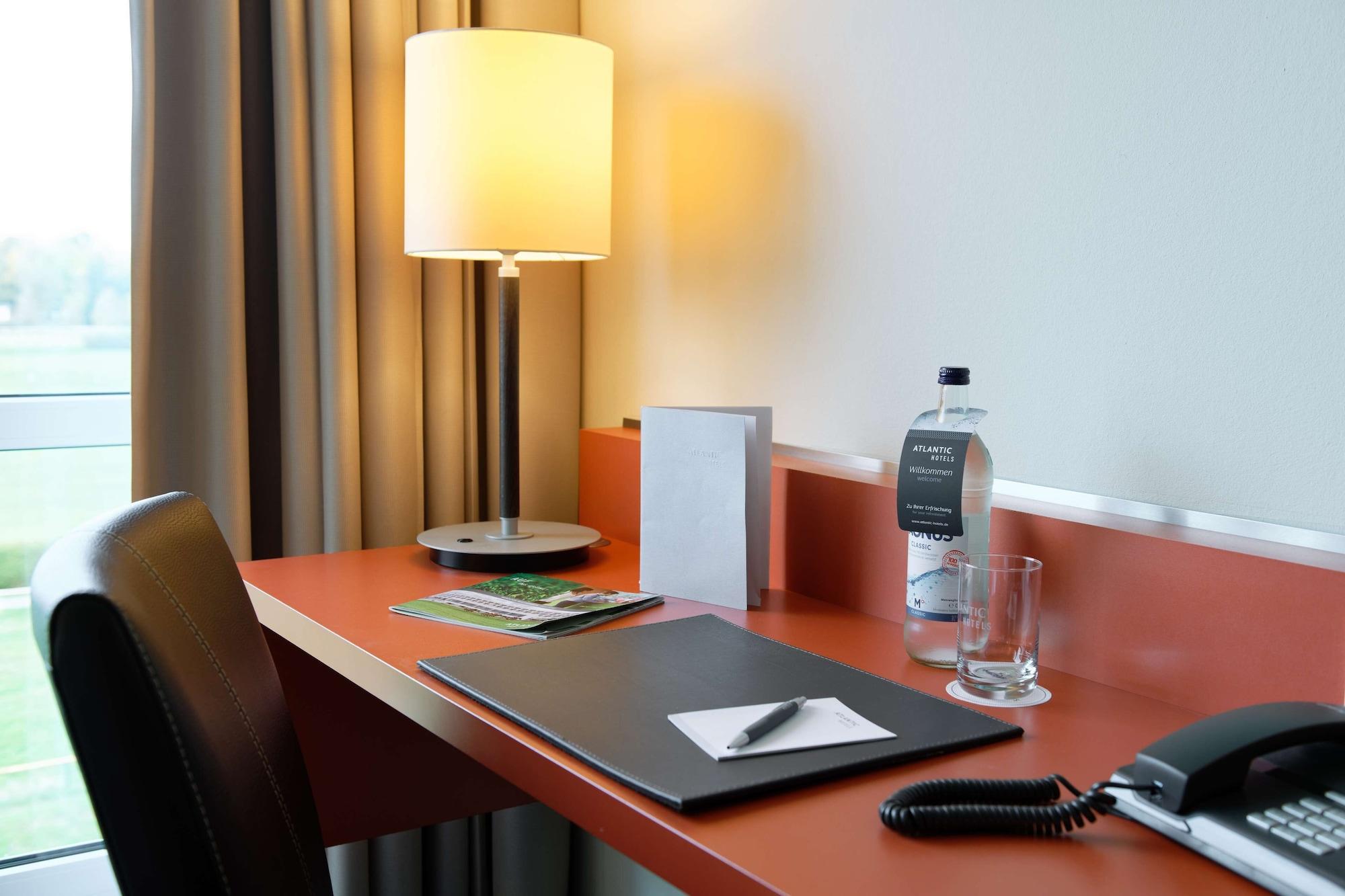 Hotel Atlantic Galopprennbahn 4*